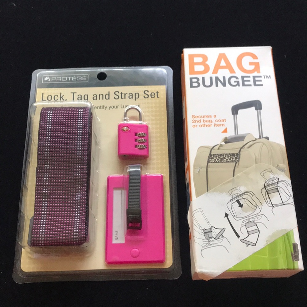 Travel items...bag bungee and strap set